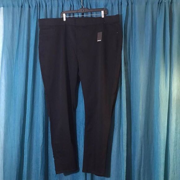 Avenue NWT Black Pull-On Jeggins Size 30T - Picture 1 of 6